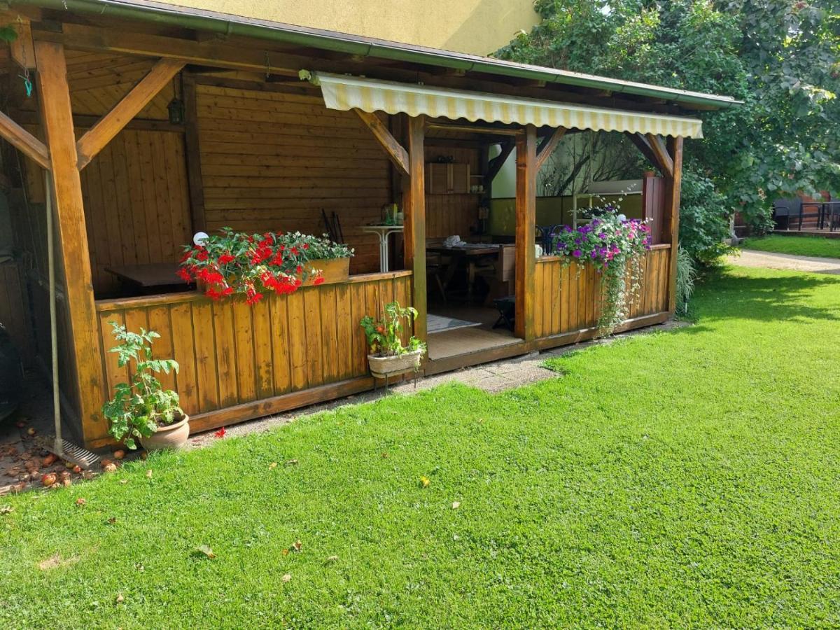 Villa Reginas Ferienhaeuschen Krieglach Esterno foto